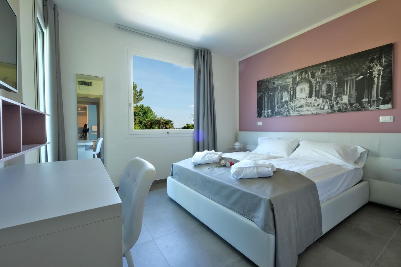 Relais Villa Clodia لاتيزي المظهر الخارجي الصورة